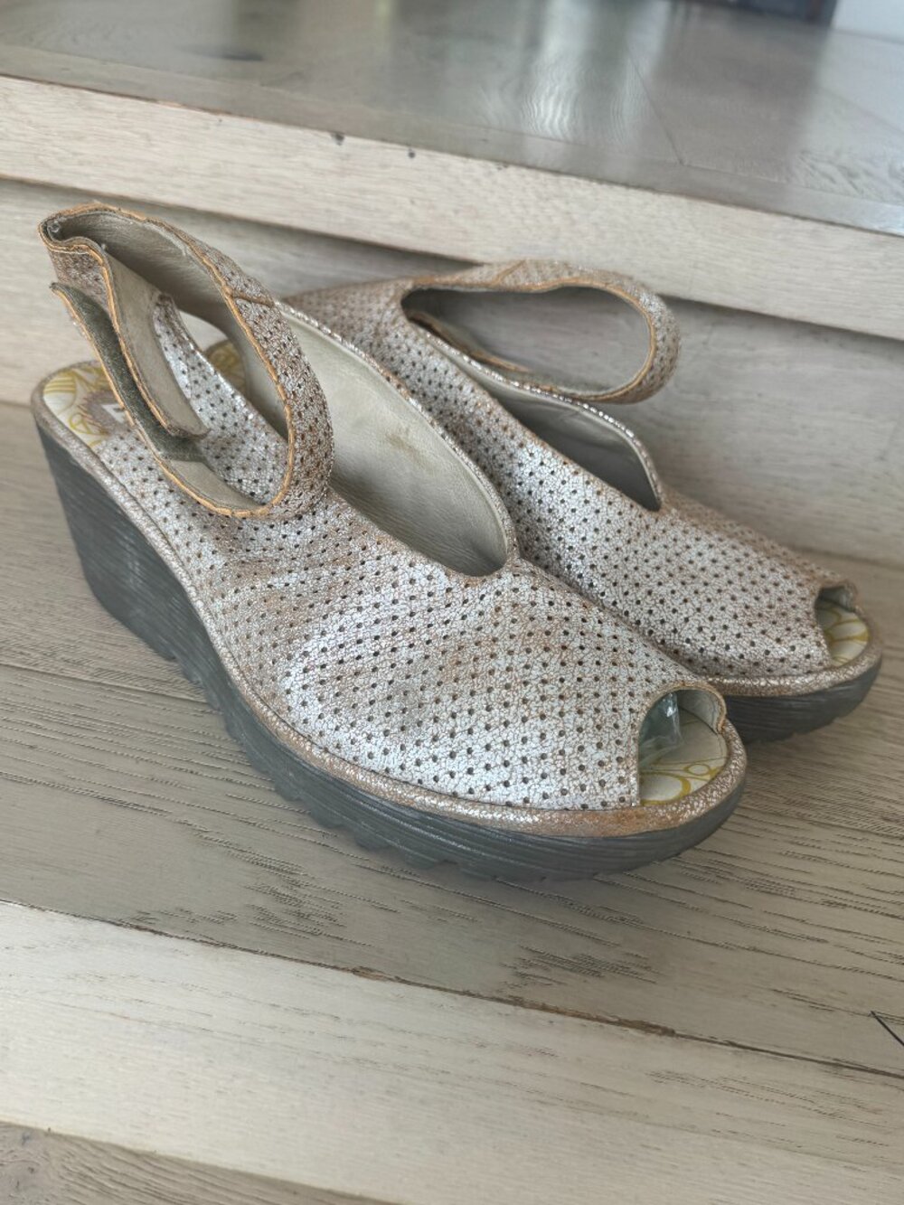 Fly London Yala Leather Perforated Wedges Gold Shimmer Sandals Ankle Strap 41
